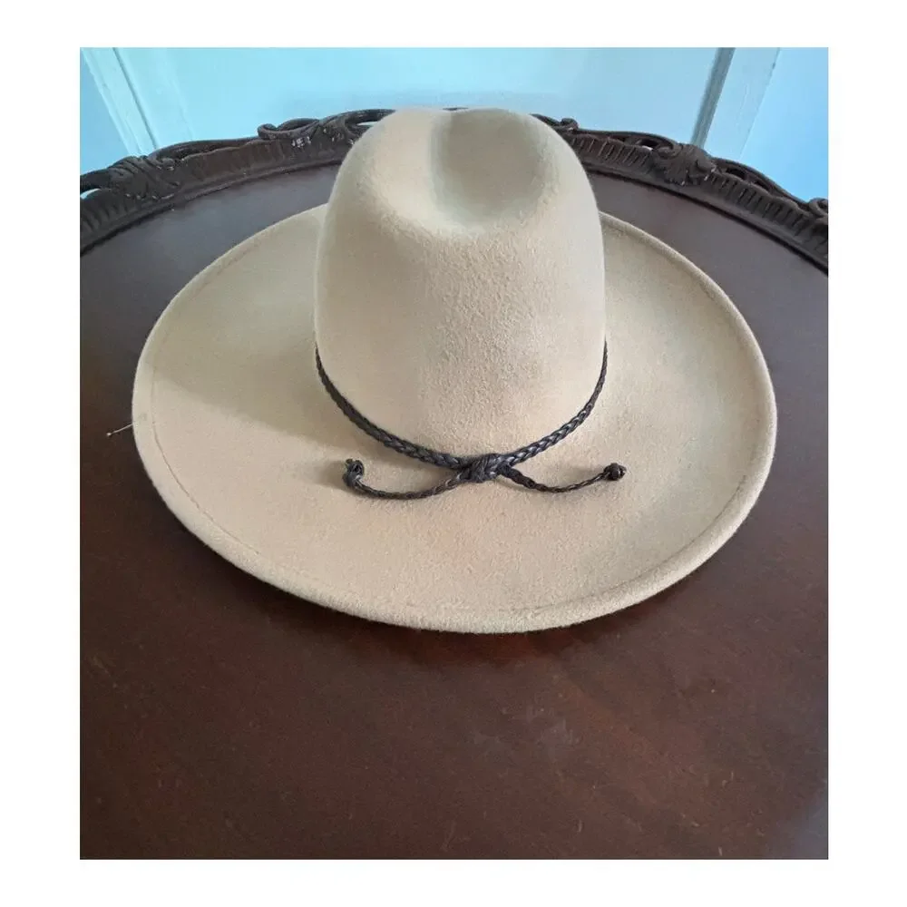 Lulu's Fedora Felt Hat with Faux leather belt Size S/M
